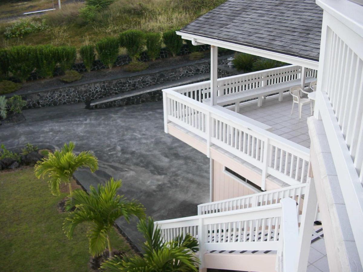 Guest House In Hilo Exterior photo